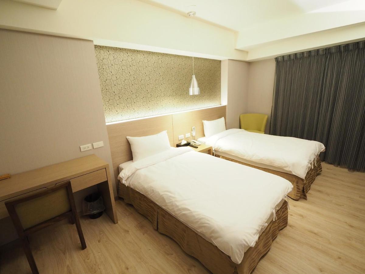 Kailan Hotel Toucheng Extérieur photo